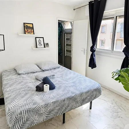 Gregbnb - 1 31 M2 - Balcon - Clim Apartmán *
